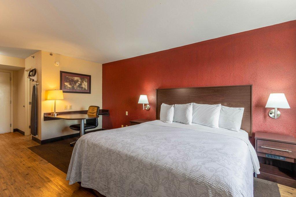 Red Roof Inn Plus+ El Paso East Экстерьер фото