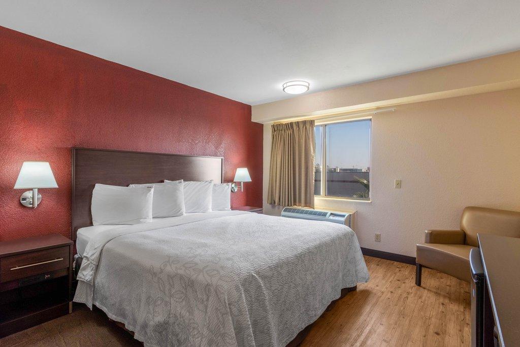 Red Roof Inn Plus+ El Paso East Экстерьер фото