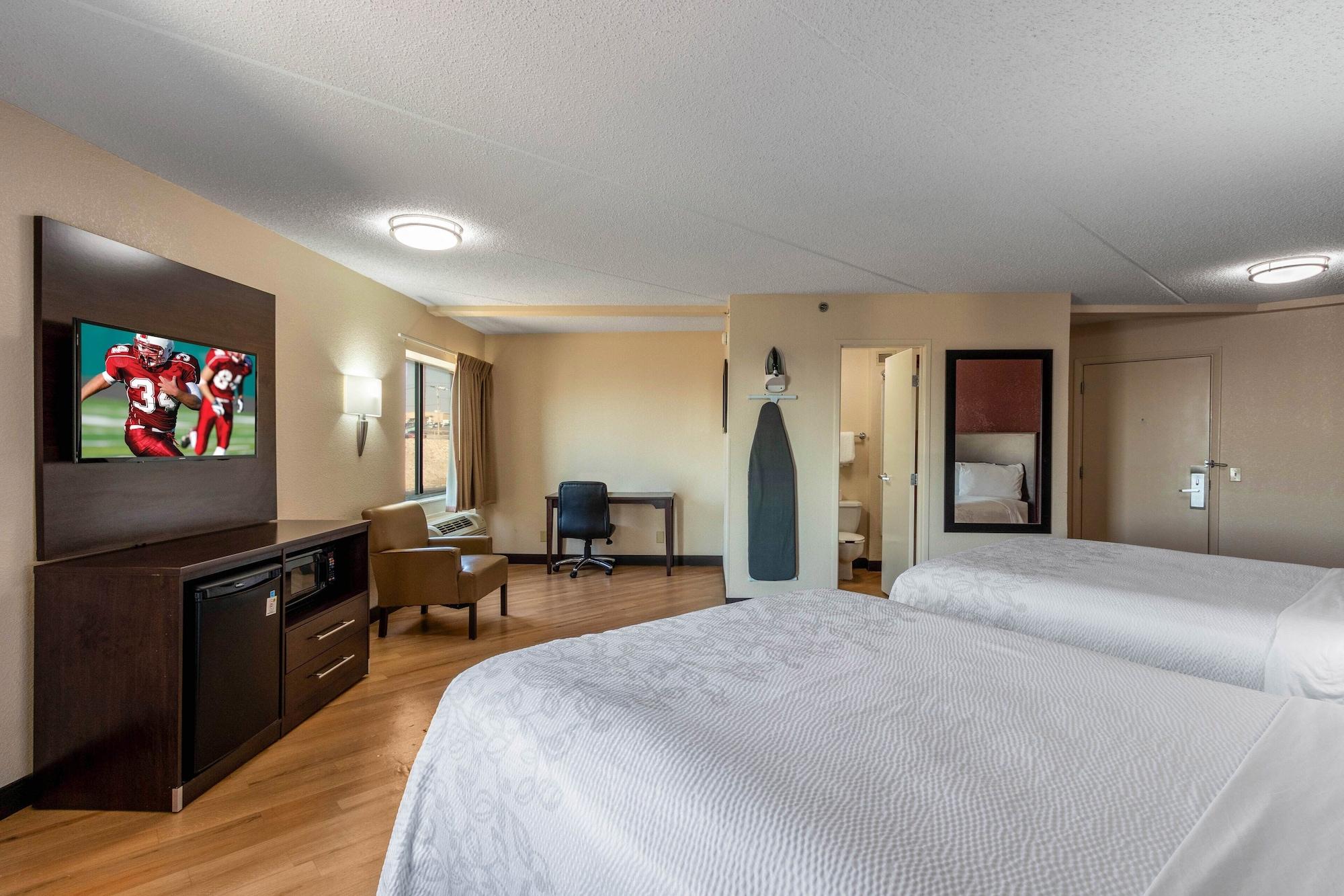 Red Roof Inn Plus+ El Paso East Экстерьер фото