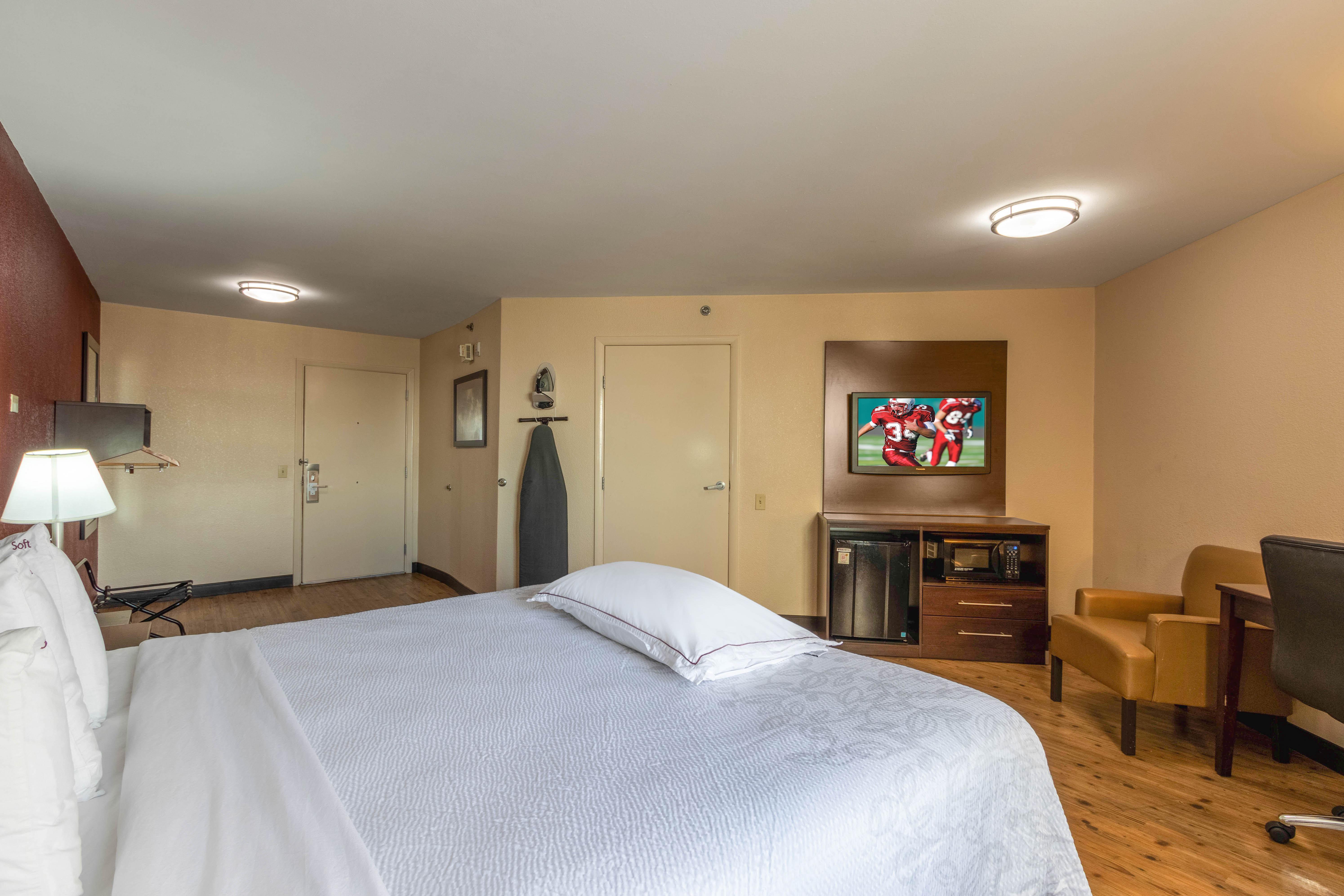 Red Roof Inn Plus+ El Paso East Экстерьер фото