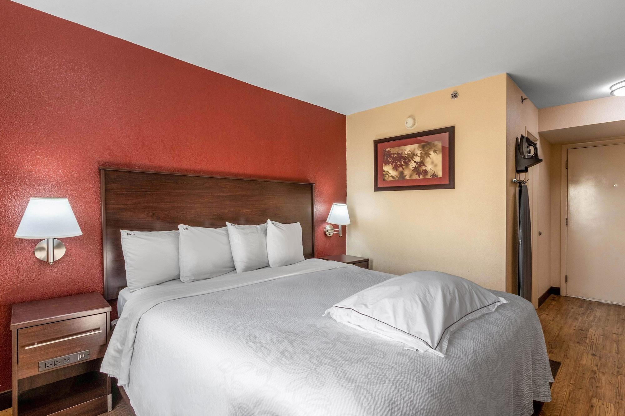 Red Roof Inn Plus+ El Paso East Экстерьер фото