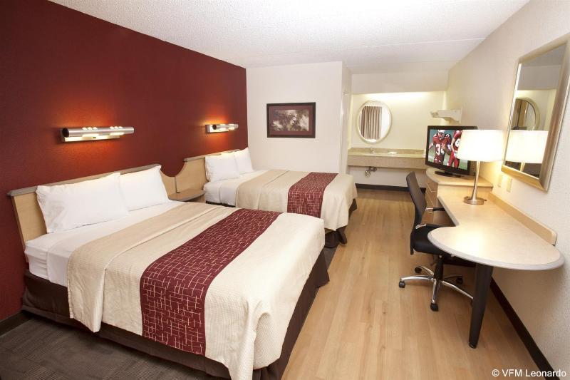 Red Roof Inn Plus+ El Paso East Экстерьер фото